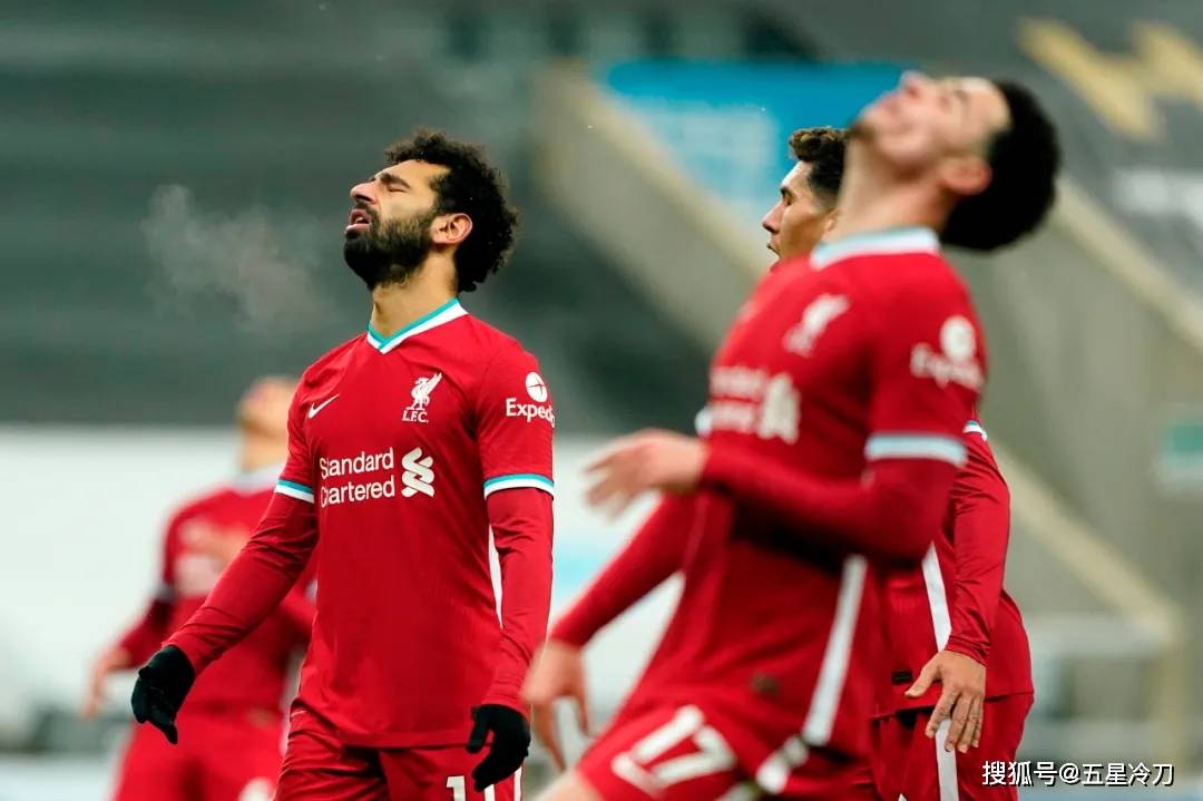  利物浦主场憾平布伦特，萨拉赫失单刀良机  